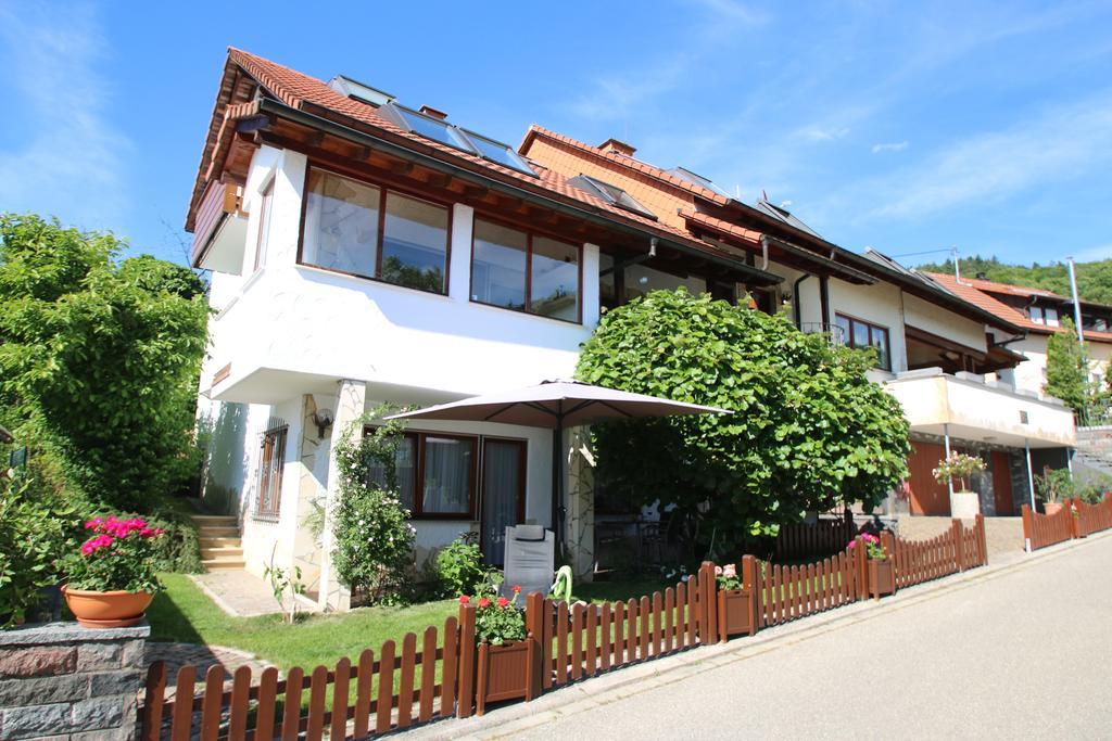 Familien Themen-Appartement Freiburg In Soelden 2 Schlafzimmer Ruang foto